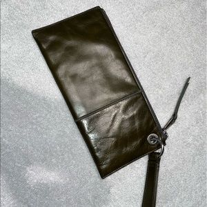 HOBO BRAND | Hobo Vida Dark Green Wristlet EUC